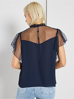 Blusa com gola vitoriana em tule - Kiabi