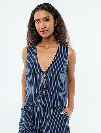Blusa com laços