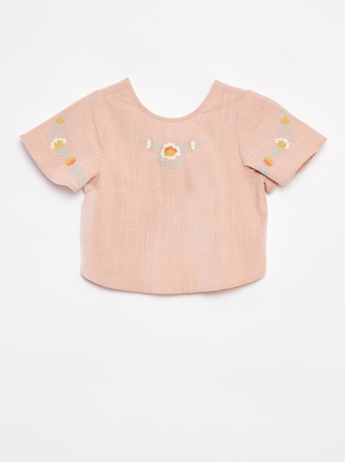 Blusa com motivos bordados - Kiabi