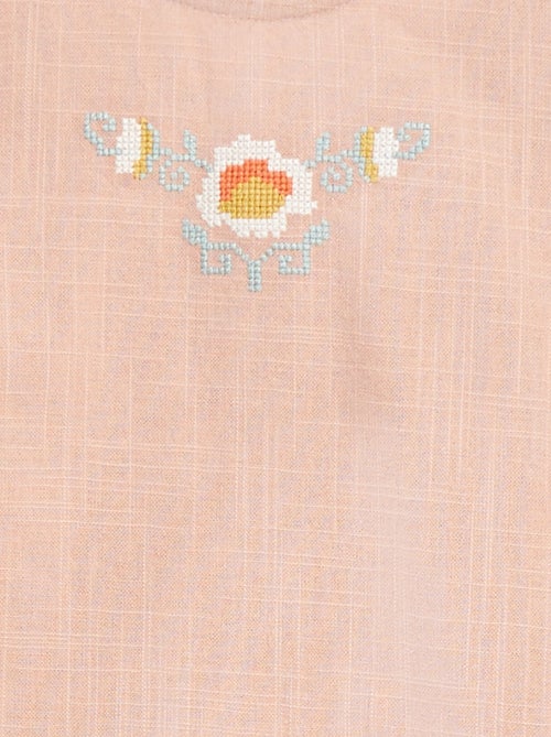 Blusa com motivos bordados - Kiabi