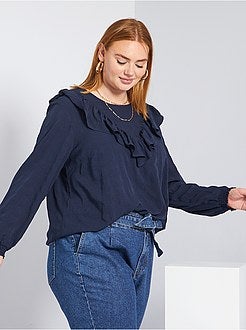 Blusa com peitilho com folhos - Kiabi