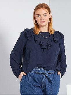 Blusa com peitilho com folhos - Kiabi