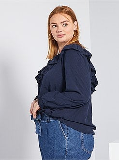 Blusa com peitilho com folhos - Kiabi