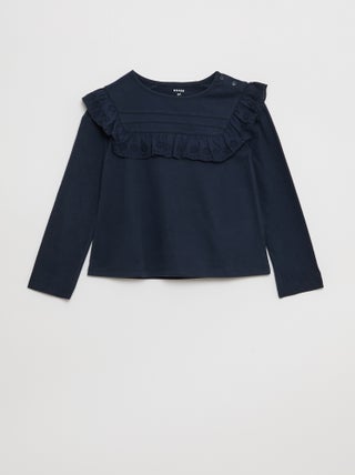 Blusa com peitilho e bordados ingleses - So Easy