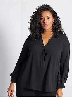 Blusa com renda - Kiabi