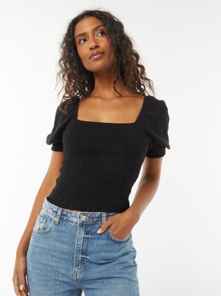Blusa crop de manga curta