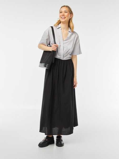 Blusa cropped com abertura com botões cruzada - Kiabi