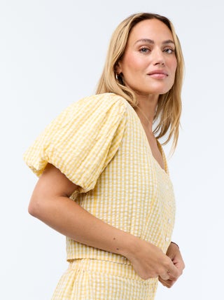 Blusa cropped em malha waffle