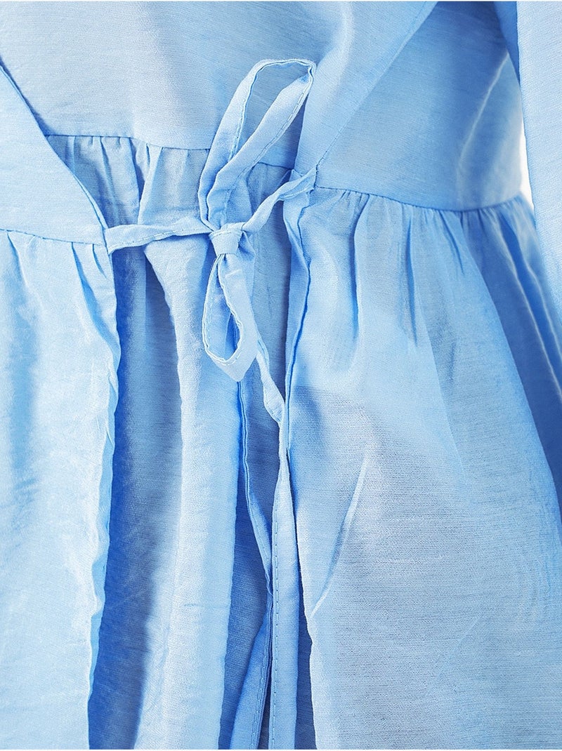 Blusa cruzada em crepe com decote em v e detalhe de laço bdart Azul claro - Kiabi