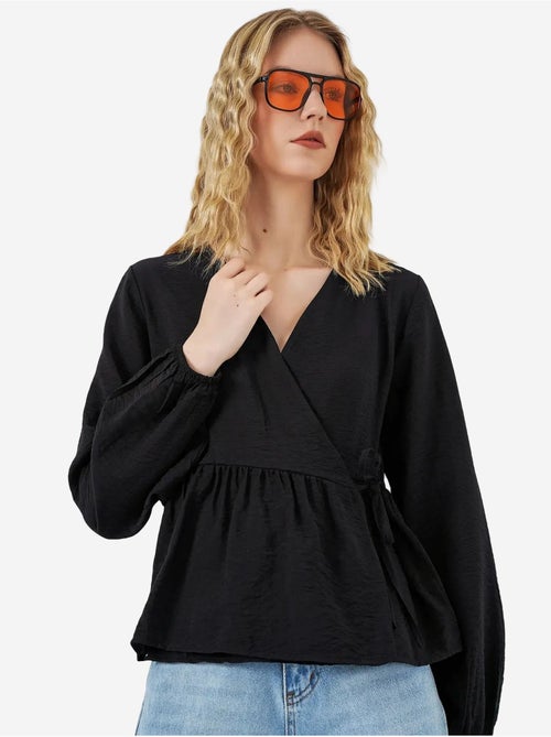 Blusa cruzada em crepe com decote em v e detalhe de laço bdart - Kiabi