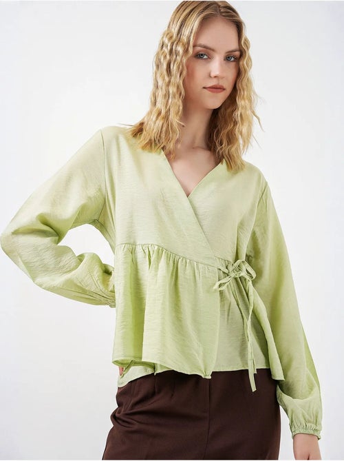 Blusa cruzada em crepe com decote em v e detalhe de laço bdart - Kiabi