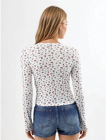 Blusa curta canelada de flores com fecho de botões busem