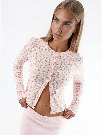 Blusa curta canelada de flores com fecho de botões busem