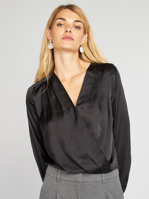 Blusa curta de cetim - Kiabi