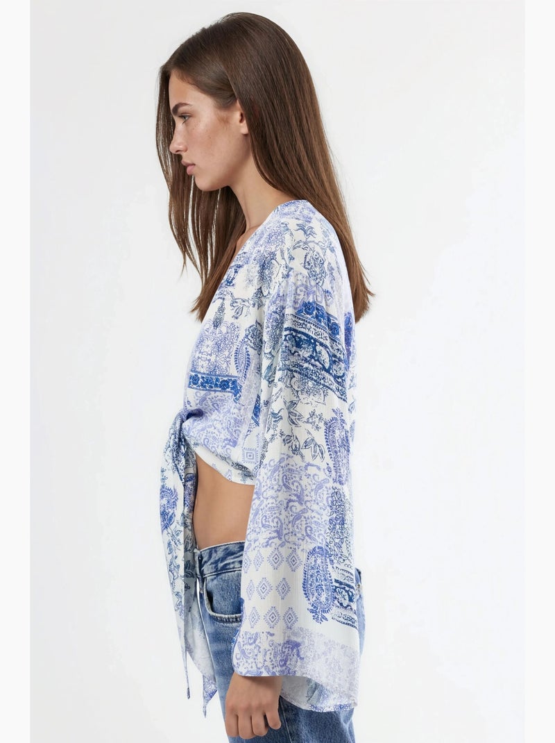 Blusa curta decote em v estampa paisley com laço busem Azul-safira - Kiabi