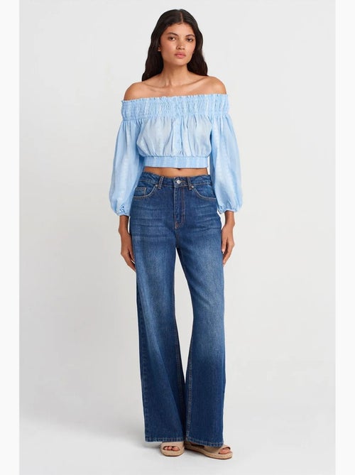 Blusa curta ombros descobertos dilvin - Kiabi Blusa curta ombros descobertos dilvin - Kiabi