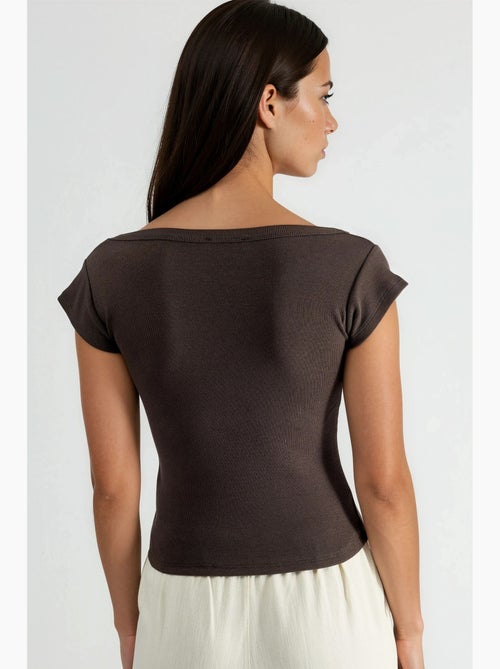 Blusa de corte justo canelada com decote em u busem - Kiabi