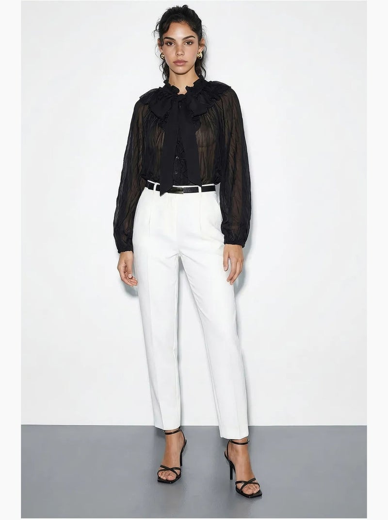 Blusa de crepe abotoada com detalhe de laço lucci Preto - Kiabi