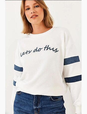 Blusa de ganga às riscas com detalhes em pedraria lucci