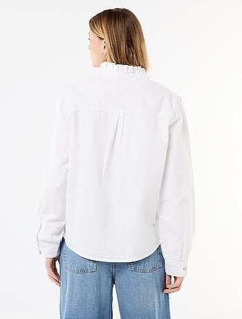 Blusa de ganga com gola com folhos