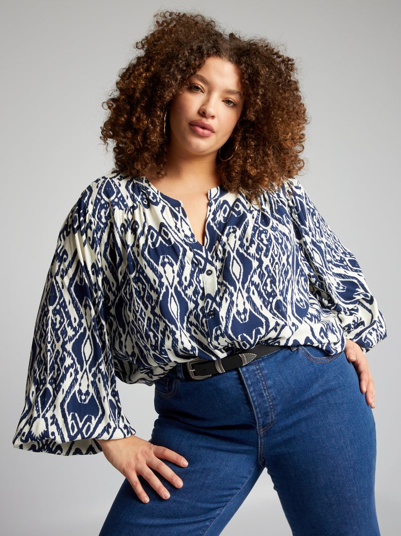 Blusa de gola em bico com motivos AZUL - Kiabi