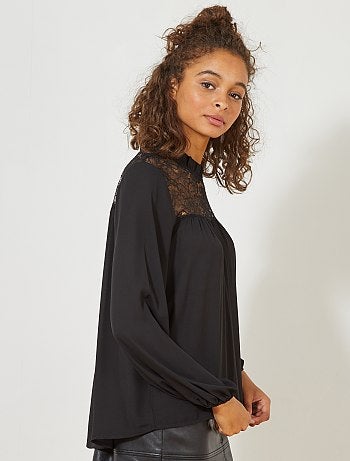 Blusa de gola subida e parte de cima de renda - Kiabi