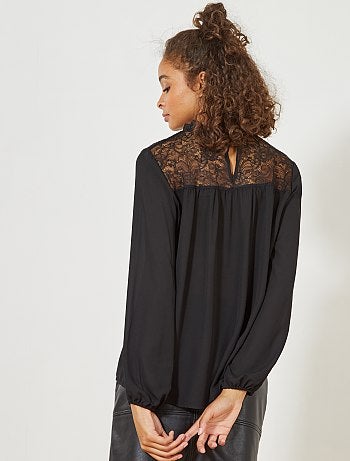 Blusa de gola subida e parte de cima de renda - Kiabi