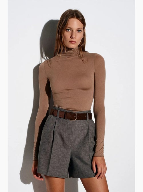 Blusa de jersey de gola alta slim fit dilvin - Kiabi