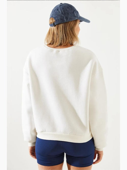 Blusa de lã bordada lucci - Kiabi Blusa de lã bordada lucci - Kiabi