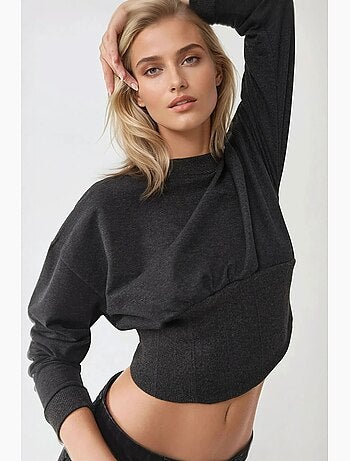 Blusa de malha com espartilho e gola redonda ajustada hiccup