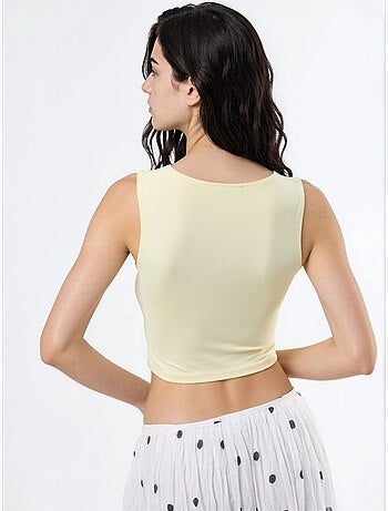 Blusa de malha sem mangas com decote barco busem