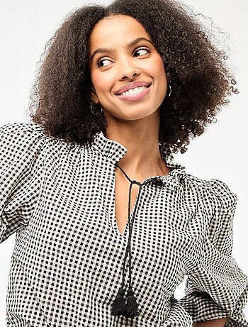 Blusa de manga comprida aos quadrados