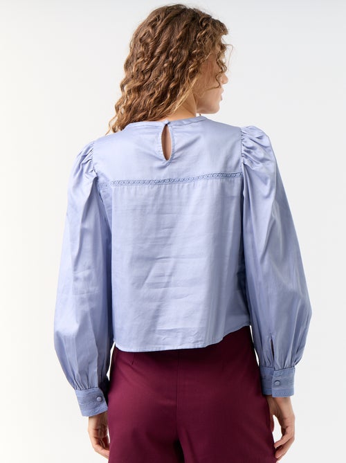 Blusa de manga comprida com bordados - Kiabi Blusa de manga comprida com bordados - Kiabi