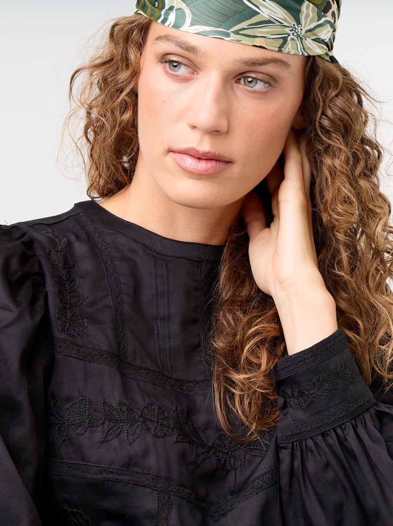 Blusa de manga comprida com bordados Preto - Kiabi