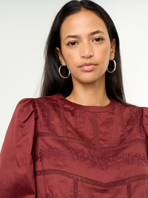 Blusa de manga comprida com bordados - Kiabi