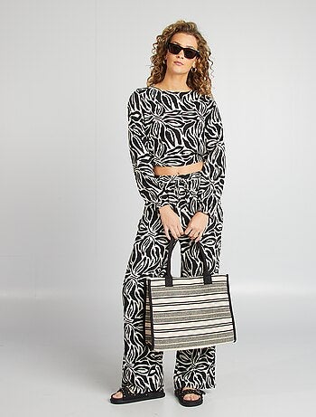 Blusa de manga comprida e gola redonda com estampado