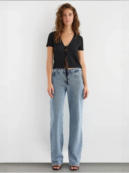 Blusa de manga curta com atilhos - Kiabi Blusa de manga curta com atilhos - Kiabi