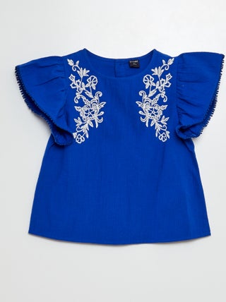 Blusa de manga curta com bordados