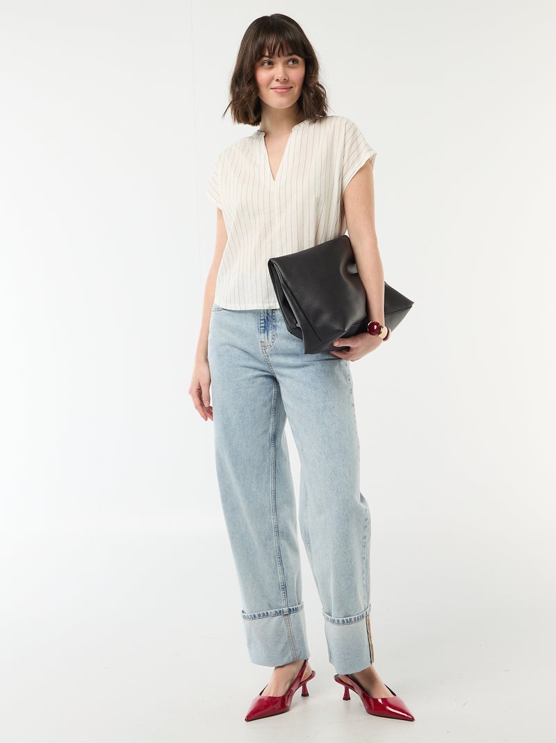 Blusa de manga curta com decote em V Branco - Kiabi