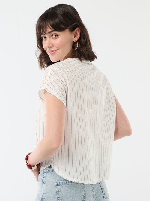 Blusa de manga curta com decote em V - Kiabi