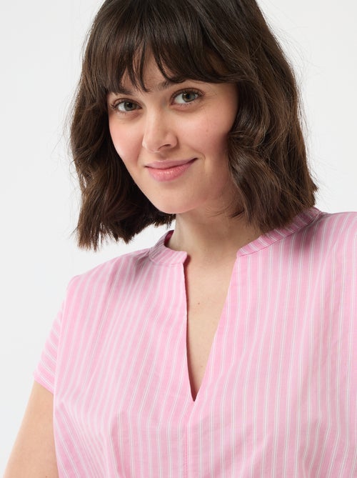 Blusa de manga curta com decote em V - Kiabi