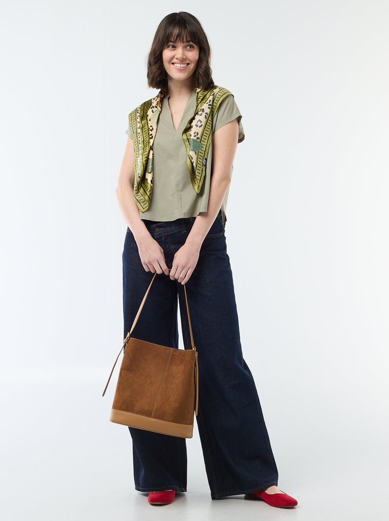 Blusa de manga curta com decote em V Verde - Kiabi