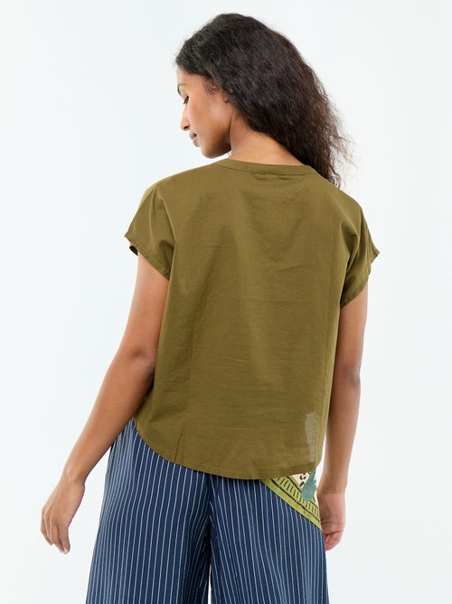Blusa de manga curta com decote em V - Kiabi