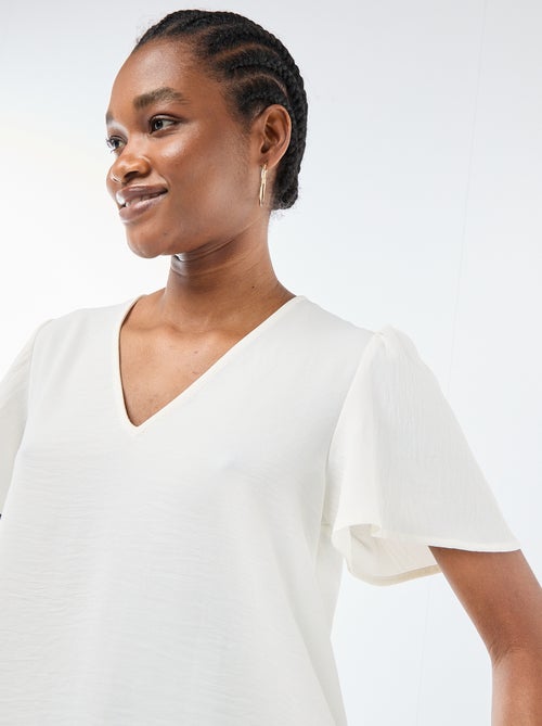 Blusa de manga curta e decote em V - Kiabi