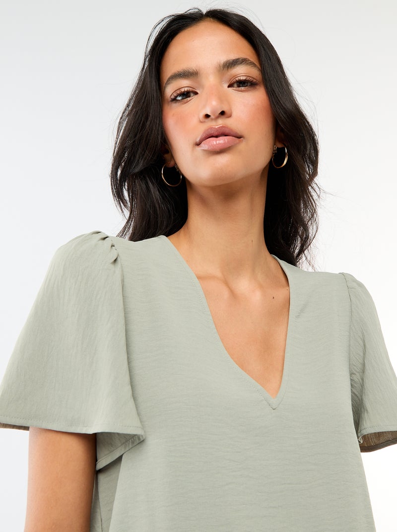 Blusa de manga curta e decote em V Verde - Kiabi