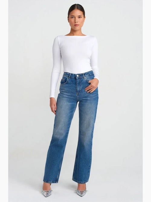 Blusa de mulher slim fit com decote barco e manga comprida dilvin - Kiabi