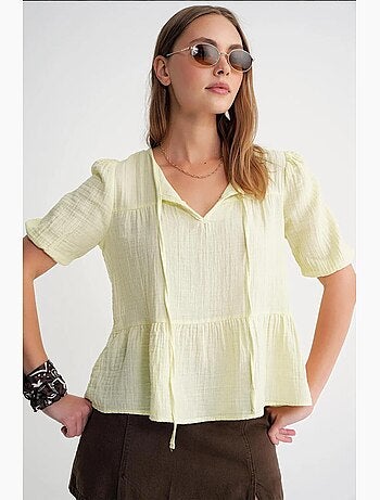 Blusa de musselina texturizada com decote redondo e viés mixray