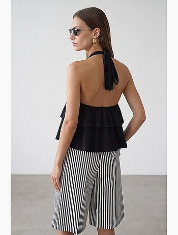 Blusa de popelina com decote halter e detalhe de folho dilvin