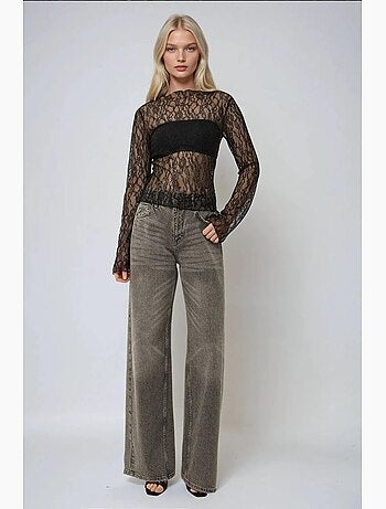 Blusa de renda com gola redonda hiccup