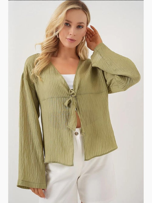 Blusa decote em v com laço bdart - Kiabi Blusa decote em v com laço bdart - Kiabi